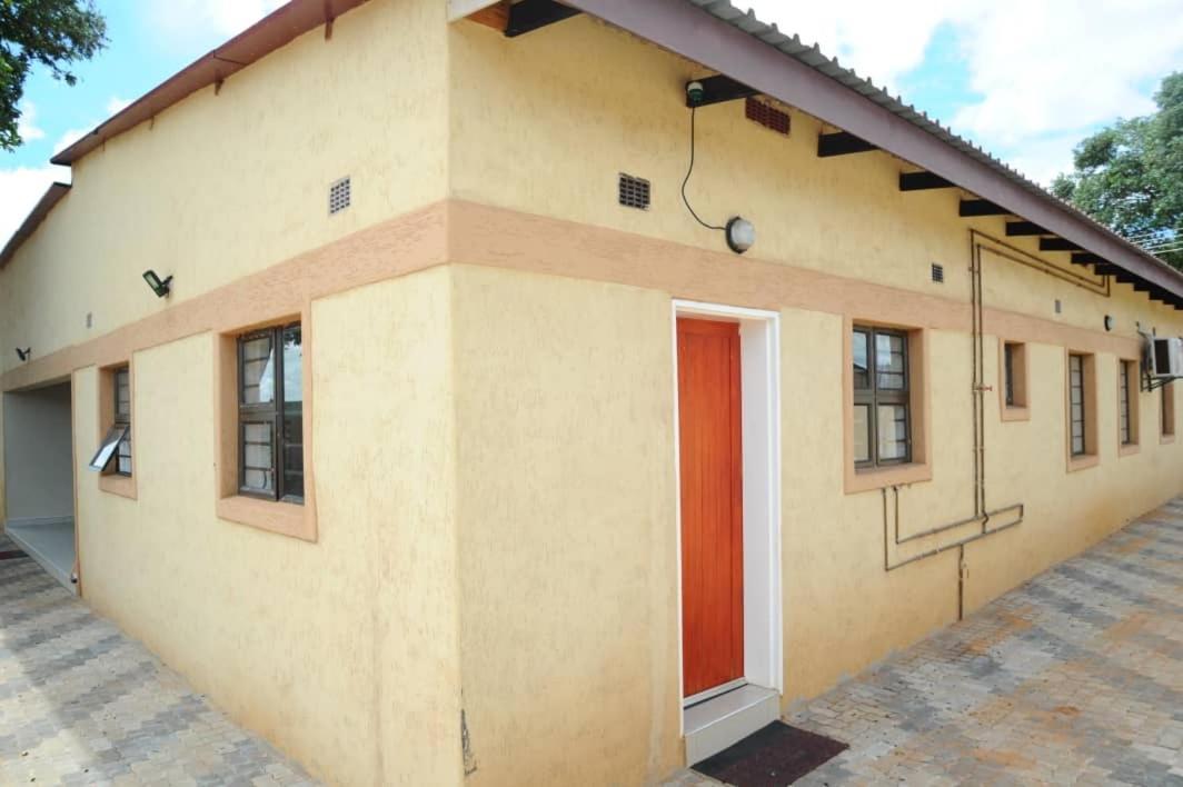 Pillacol Guest House Καταρράκτες Βικτωρίας Εξωτερικό φωτογραφία